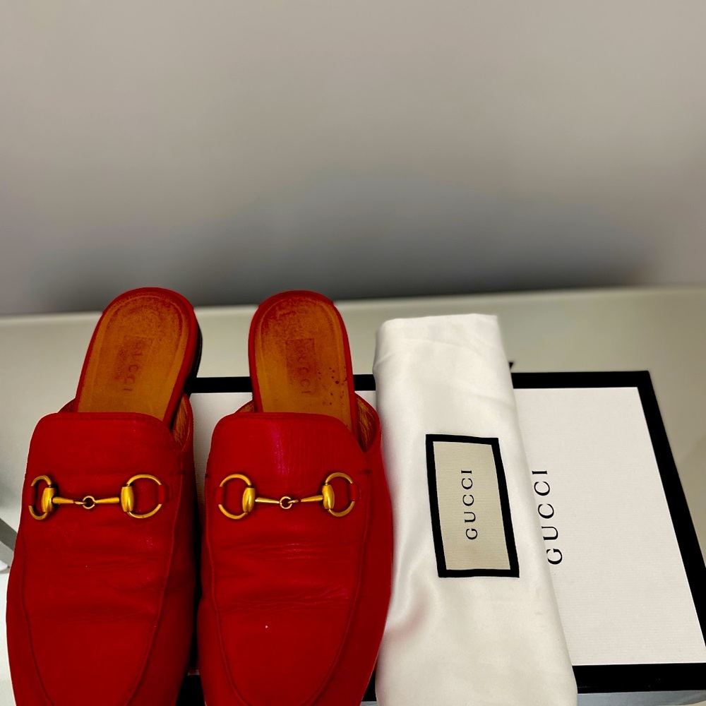 Gucci slides